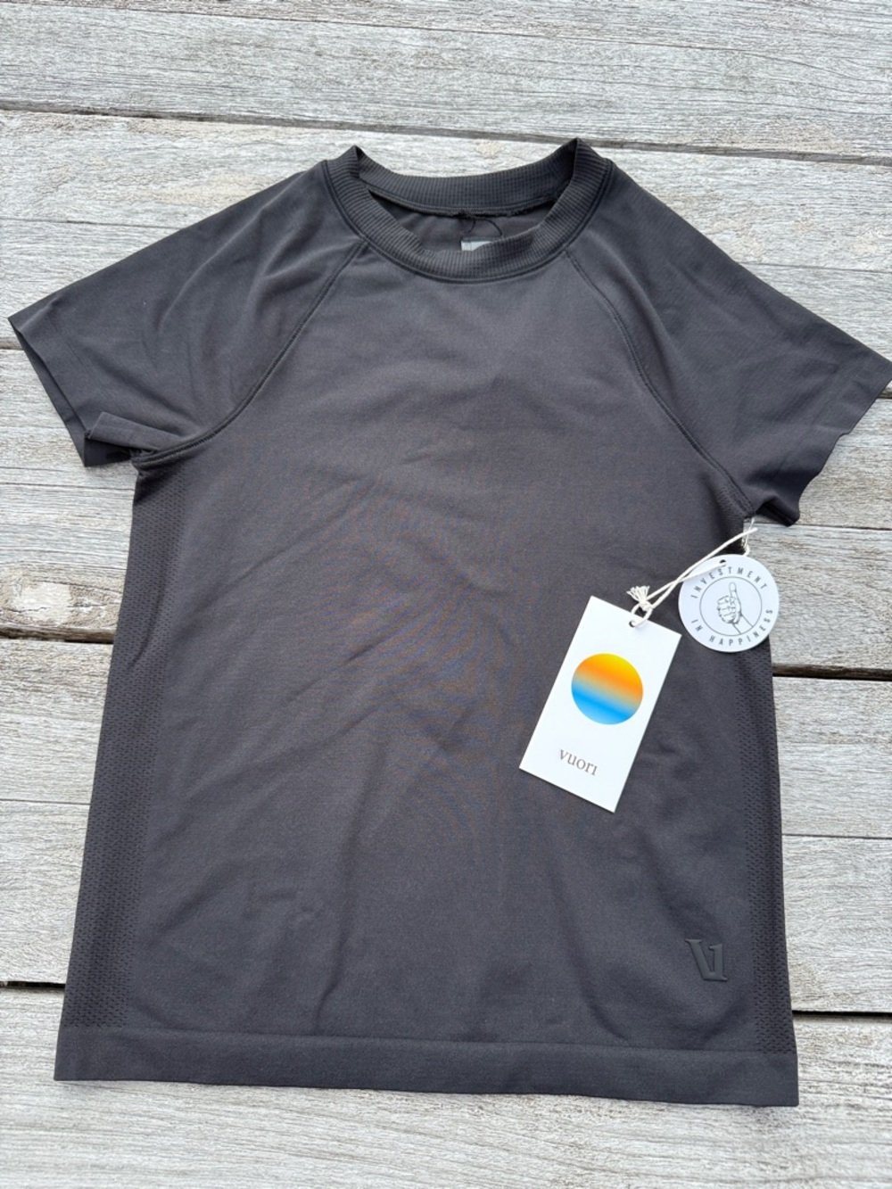 Vuori Seamless Surge Tee Black Size XS NWT 🖤✨
